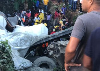 Muertos y heridos en accidente en la carretera Sánchez tramo Quita Sueño
