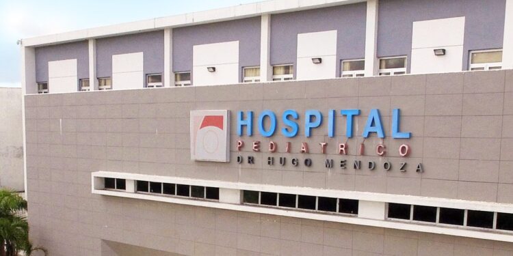 Especialista del Hugo Mendoza afirma leve descenso casos de dengue