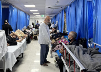 Cientos de heridos mueren en hospital Shifa de Gaza por falta de servicio