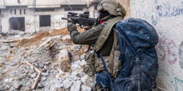 Israel intensifica los ataques a Hamás en busca del control total del norte de Gaza