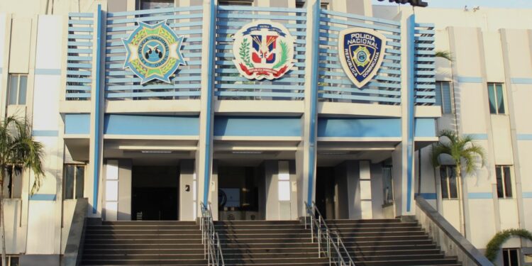 Tras enfrentar agentes de la PN dos reconocidos delincuentes resultan muertos en sector de Villa Juana