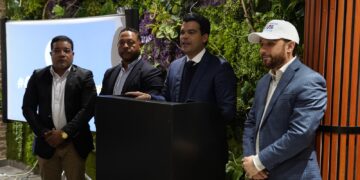 Wellington Arnaud juramenta el movimiento Cosechando con Luis 24-28 en la ciudad de Nueva York