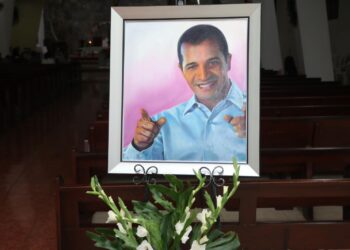 Recuerdan vida del exalcalde Juan de los Santos a 8 años de su partida