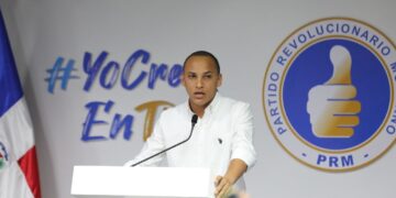 Joaquín Fernández vaticina que Carolina Mejía ganará con más del 65%