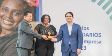 Realizan tercera entrega de los premios BCIE-SOLIDARIOS a microempresarios latinoamericanos
