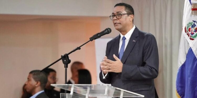 Víctor D’Aza saluda selección nuevos integrantes TC