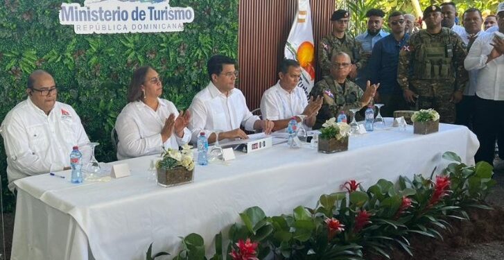 Dejan iniciadas obras en Bajos de Haina que impactarán el turismo de ese municipio