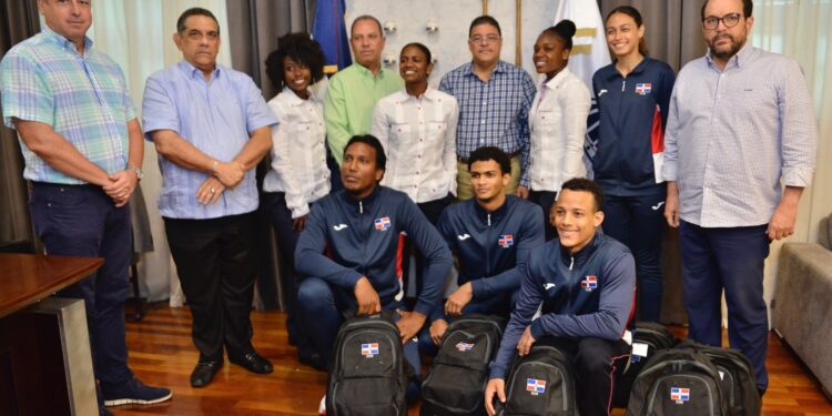 Miderec deposita fondos incentivos para medallistas Panamericanos de Chile