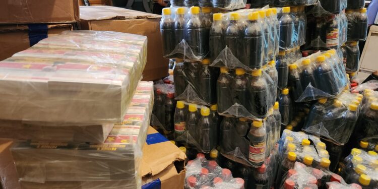 Incautan en puerto Caucedo 33 kilos de cocaína líquida en carga de botellas de sazón y bebidas lácteas