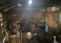 Autoridades desmantelan fábrica clandestina de alcohol en Navarrete