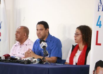 Rafael Amador reafirma su compromiso con el PRM, pese a ceder candidatura por Ley de Género