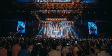 Grupo Grace se presenta ante miles de personas en Luna Park, Argentina