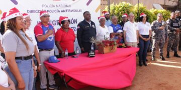 Programa de proximidad llega con un aguinaldo para niños en María Auxiliadora