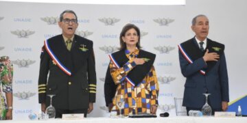 MESCyT aprueba reclasificación de la UNADE, que pasó de instituto superior a universidad