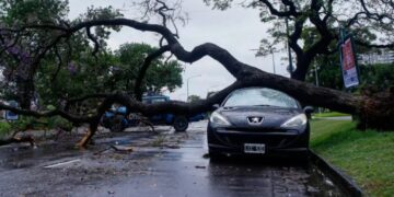 Declaran estado de emergencia y duelo en Buenos Aires