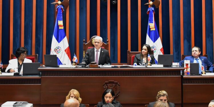 Aprueban en primera lectura proyecto Presupuesto para el 2024