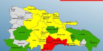 El COE coloca 04 provincias en alerta roja, mantiene 13 en amarilla y 08 en verde