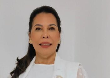 Psicóloga exhorta a padres  escuchar a hijos para detectar síntomas de depresión