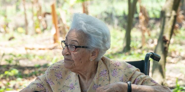 Fallece madre del director del IDOPPRIL