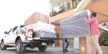 Entregan más de 1,600 artículos del hogar a familias afectadas por lluvias en SDO