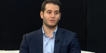 Tecnología de vehículo garantiza protección de jóvenes al manejar