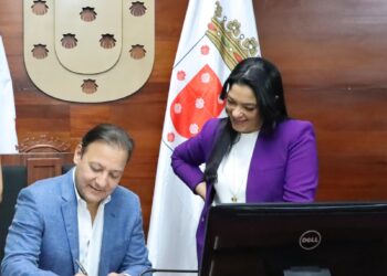 Abel Martínez otorga sueldo 14 a servidores municipales, por segundo año consecutivo