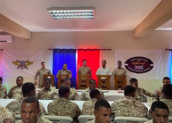 CESFronT agasaja a militares de Pedernales con motivo festividades navideñas