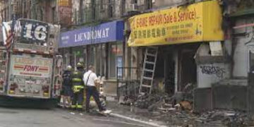 Cuatro muertos y un herido de gravedad tras apuñalamiento e incendio en Nueva York