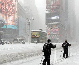 Una ola de frío barre EEUU, cancelando vuelos y eventos deportivos
