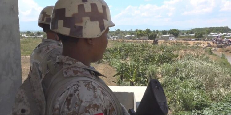 Dos personas muertas, entre ellas un miembro del Ejército tras accidente