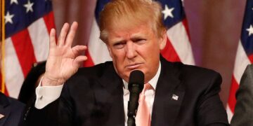 Trump pide la dimisión “inmediata” del jefe del Pentágono