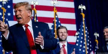 Trump gana las primarias republicanas en Iowa con el 51%