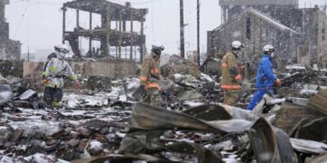 Unos 300 desaparecidos y 168 muertos en el terremoto de Japón una semana después