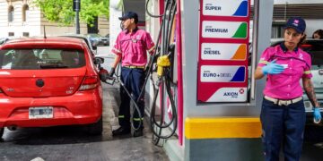 Precios de los combustibles se mantendrá invariables