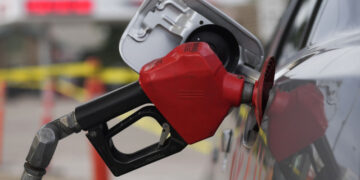 Precios de combustibles en RD sin variación del 6 al 12 de enero