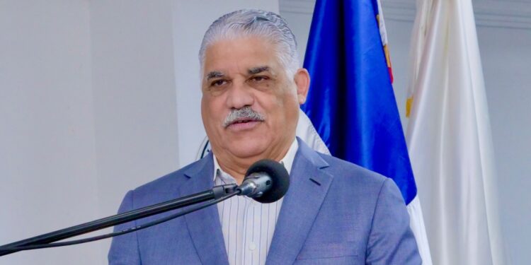 Miguel Vargas califica de inaceptable Ley que crea la DNI y advierte es inconstitucional