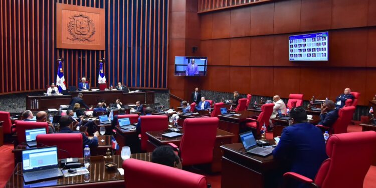 Senado aprueba proyecto que regula asistencia de personas a actos masivos y espectáculos