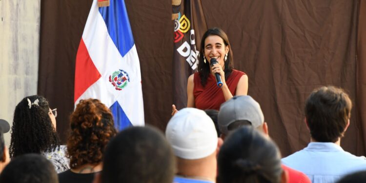 Programa de gobierno de Virginia Antares incluye aumento de presupuesto en atención a salud mental