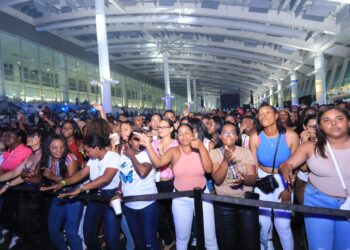 PN realiza  fiesta para sus miembros en el Puerto SanSouci