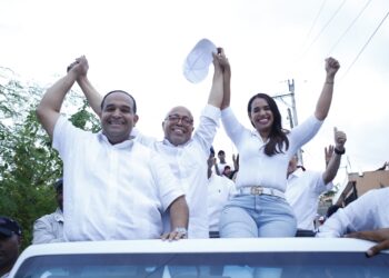 Tony Marte retira su candidatura para apoyar a Betty Gerónimo