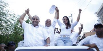 Tony Marte retira su candidatura para apoyar a Betty Gerónimo