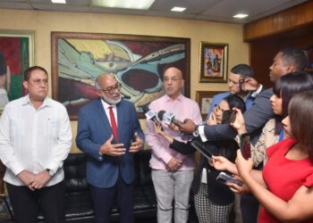 Diálogo sobre ley crea DNI prosigue este martes