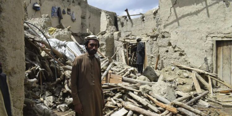 Terremoto de magnitud 6,4 sacudió este jueves el noreste de Afganistán