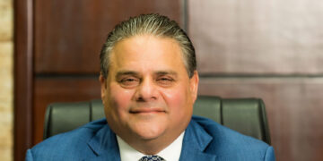 Varían prisión preventiva a empresario Rizik Yeb por presentación periódica y garantía económica