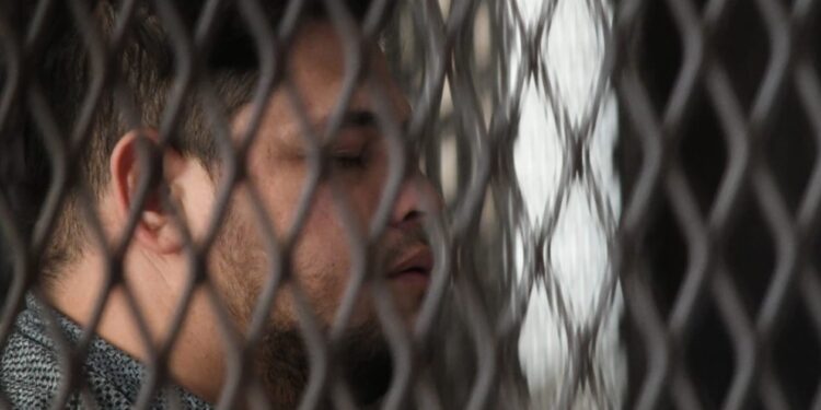 Condenan a 808 años de prisión a un presunto narco por el asesinato de 16 extranjeros