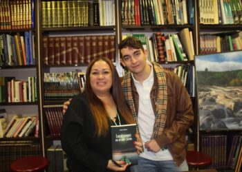  Lilian Núñez pone en circulación su novela “Luciérnagas en el mar Caribe”