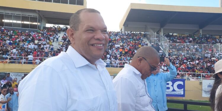 Alcalde Carlos Guzmán llama a preservar valores cristianos y familiares en la Batalla de la Fe