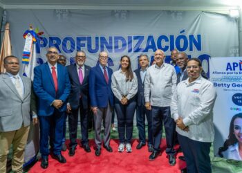 APD, MAS y Red del Cambio presentan a Betty Gerónimo como candidata