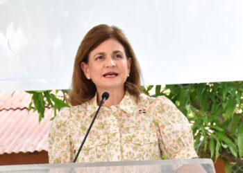 Vicepresidenta Raquel Peña destaca llegada del primer crucero al Puerto de Cabo Rojo en Pedernales