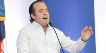 Abinader designa a Paliza como coordinador general de su campaña y a Faride Raful como co-coordinadora